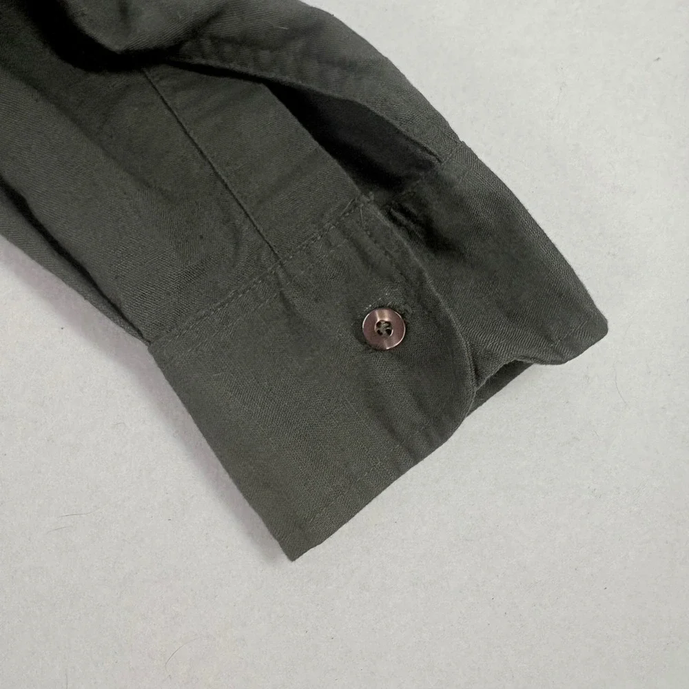 J. Crew Button Down‎ Shirt Mens L Olive Green Cabin Preppy Gorpcore Classic FLAW